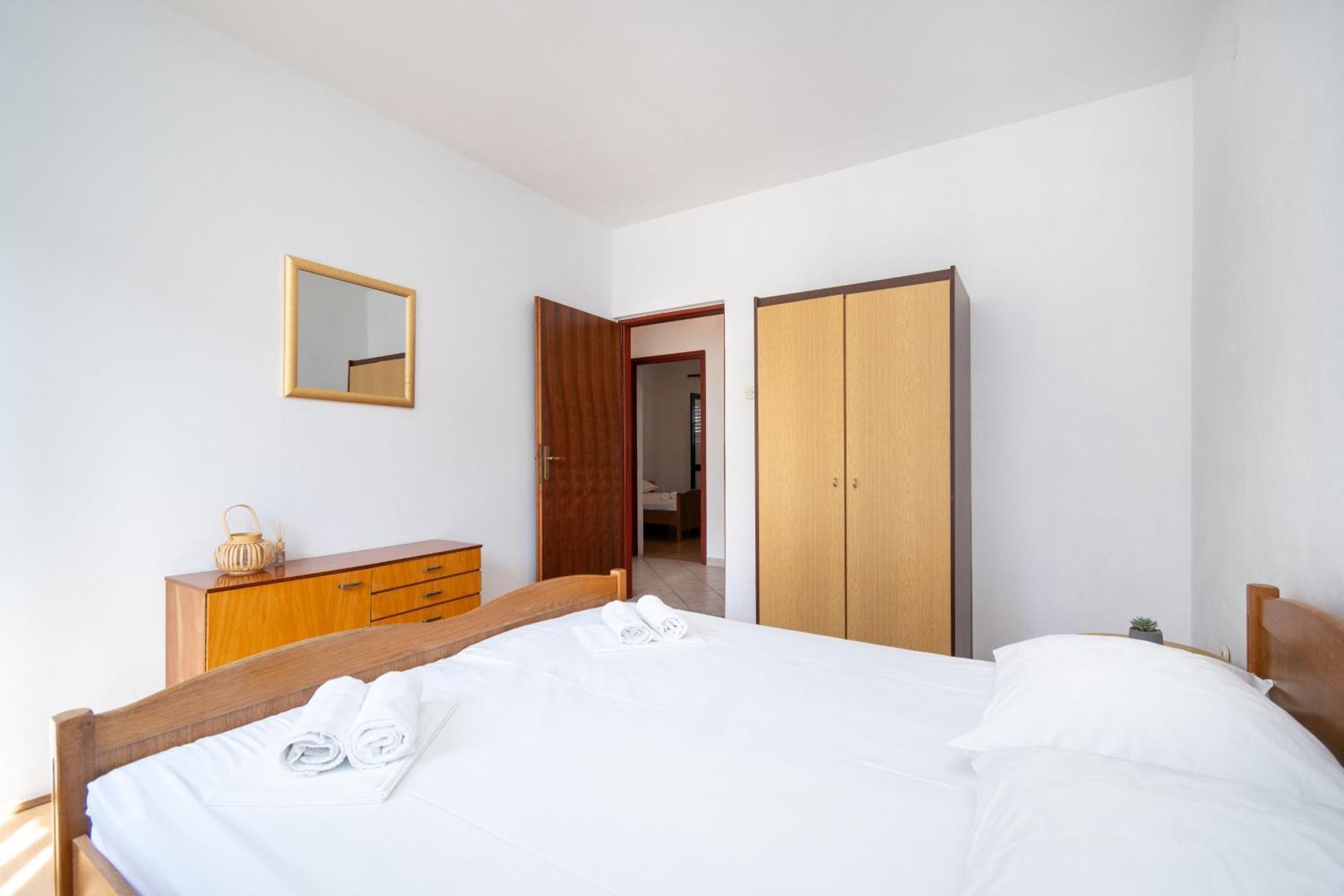 Apartments With A Parking Space Pag - 15765 Pag Town Bilik gambar